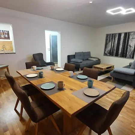 Mayr Inklusive Ganzjaehrig Gratis Zugang Zur Alpentherme Und Im Sommer Kostenlose Bergbahnnutzung Apartament *